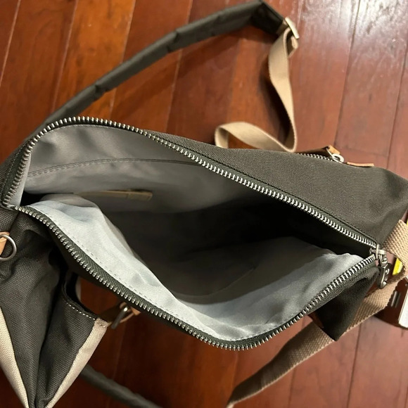 New Laptop Backpack leather trimmed thick canvas water resistance foldable - Picture 9 of 13